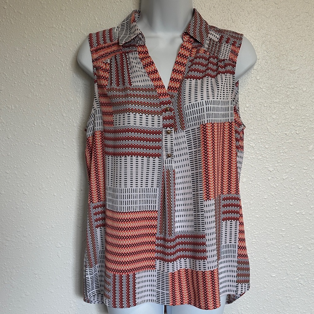 Dana Buchman Red and White Sleeveless Quarter Button Shirt Size Medium